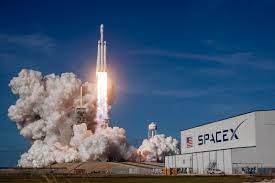 SpaceX Dikabarkan Produksi Satelit Rahasia Bagi NRO